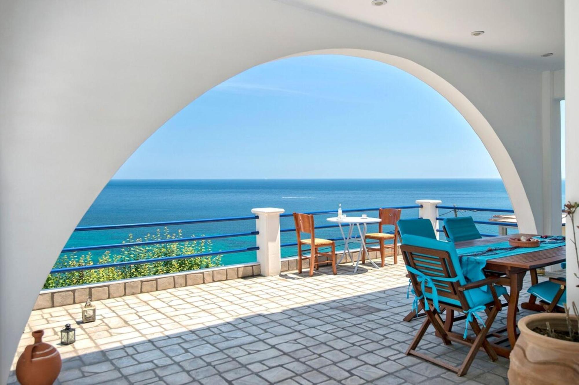 Blue Dream Seaside Villa With Superb Sea Views 키미 외부 사진