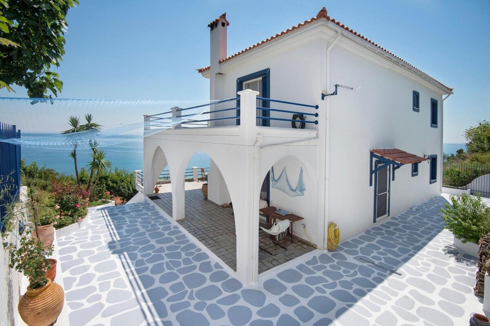 Blue Dream Seaside Villa With Superb Sea Views 키미 외부 사진